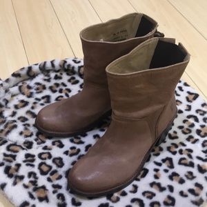 Frye ankle boots size 7 1/2